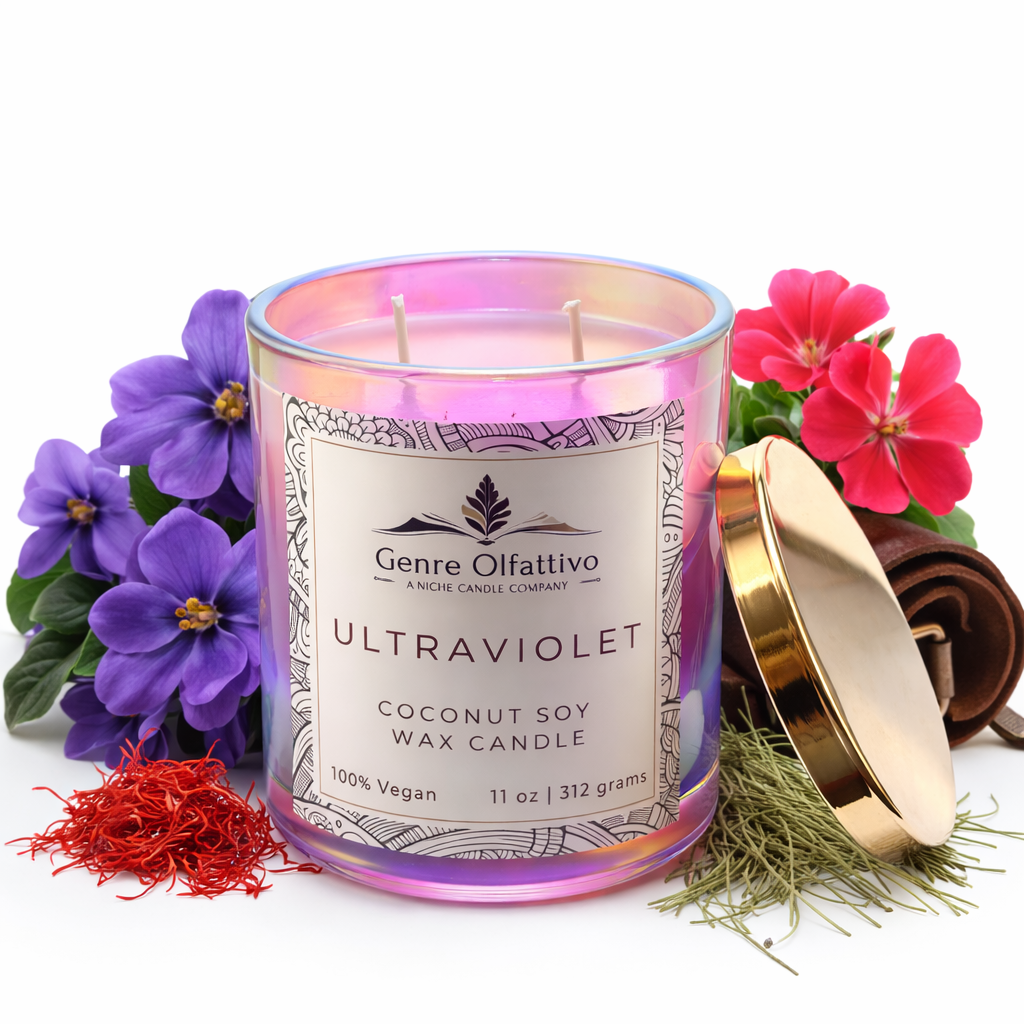 Violet leather and saffron candle