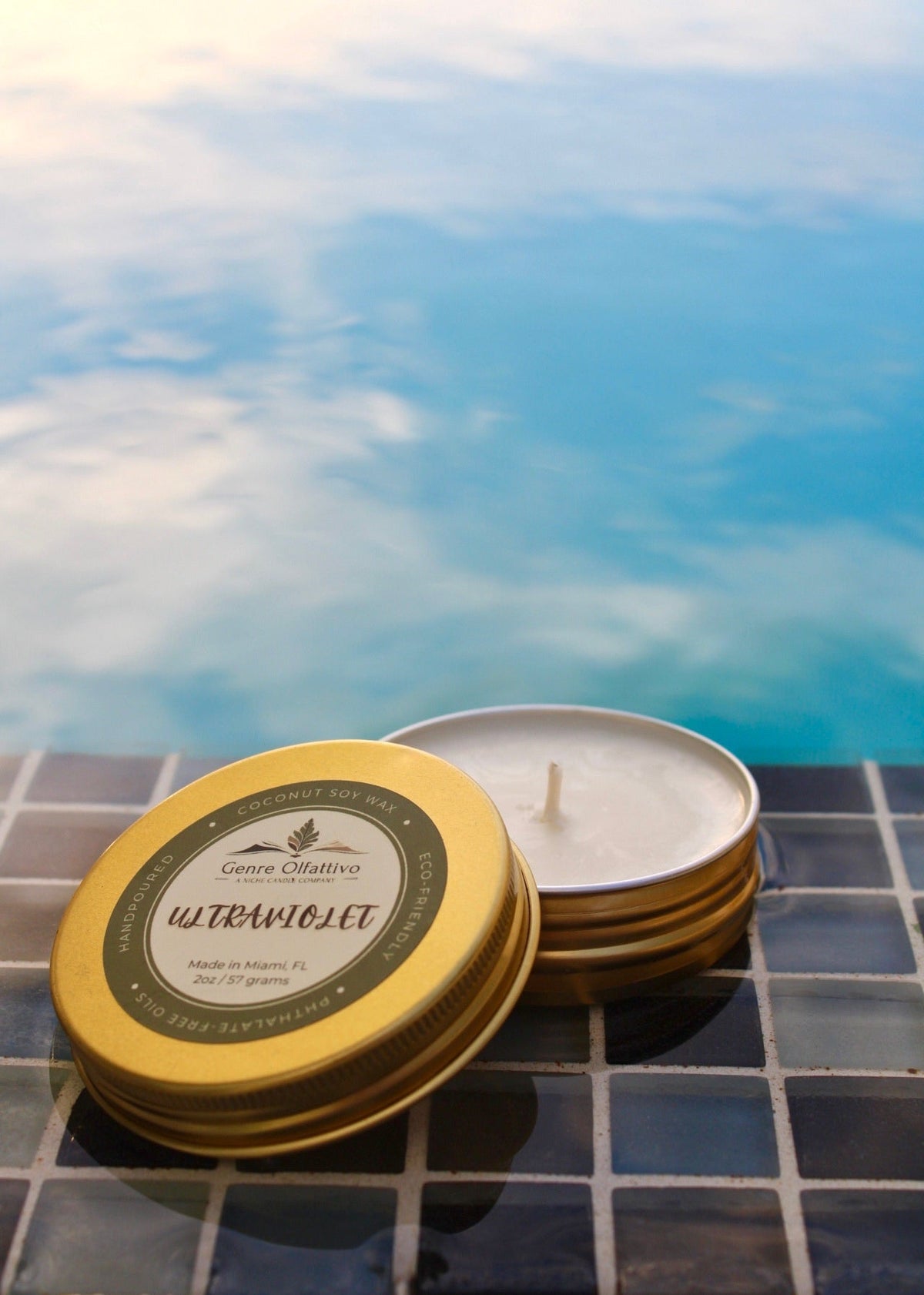 Ultraviolet 2oz Sample Candle - Genre Olfattivo